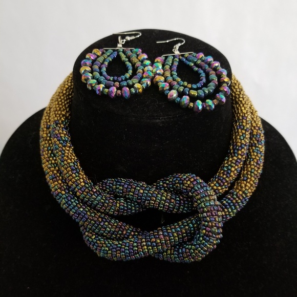Two Tone Beaded Knot Choker - Picture 2 of 2